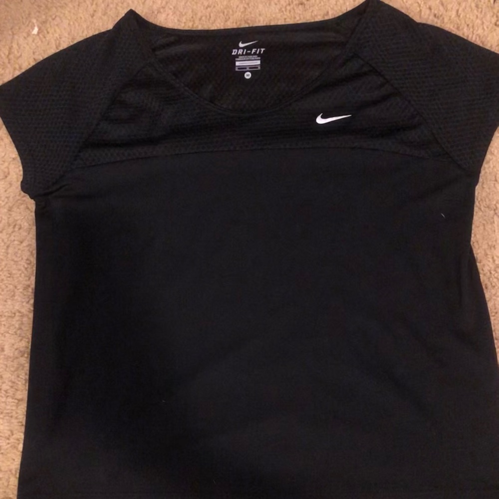 Nike Cropped Dri-Fit Tee